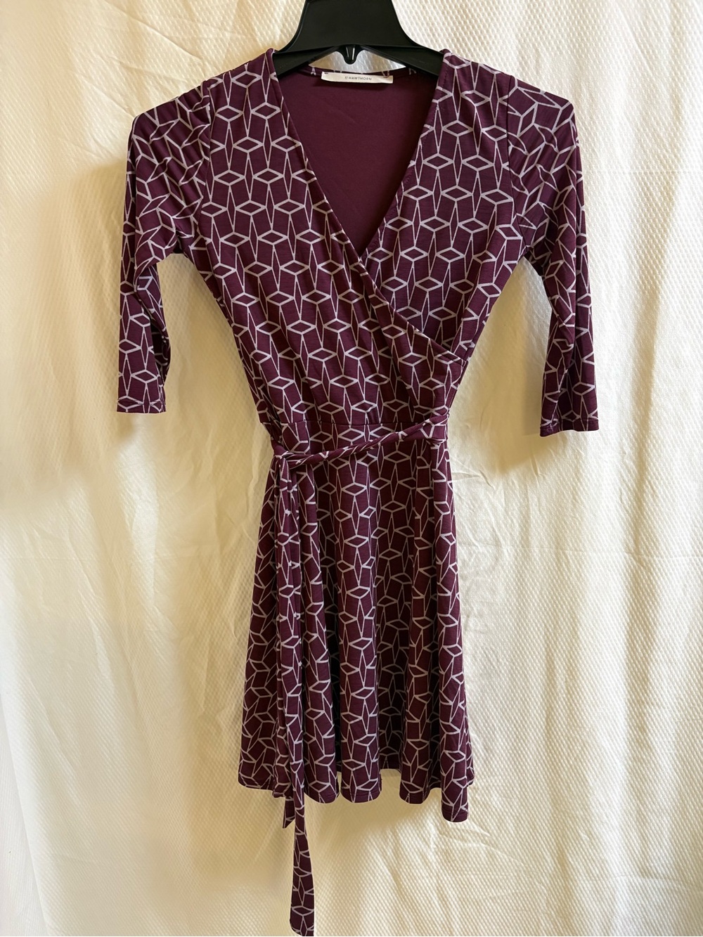 41 Hawthorn Plum Geometric Wrap Midi Dress XS Pre-Loved